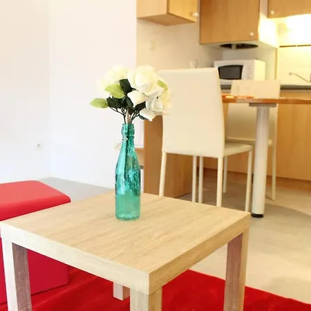Cozy Avec Terrasse, Piscine Et Parking - - Fr-1-246-591 * La Rochelle (Charente-Maritime)