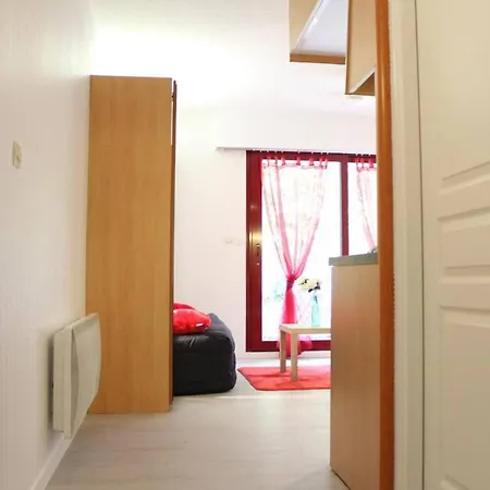 Cozy Avec Terrasse, Piscine Et Parking - - Fr-1-246-591 Appartement