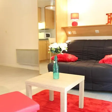 Cozy Avec Terrasse, Piscine Et Parking - La Rochelle - Fr-1-246-591 Apartment *