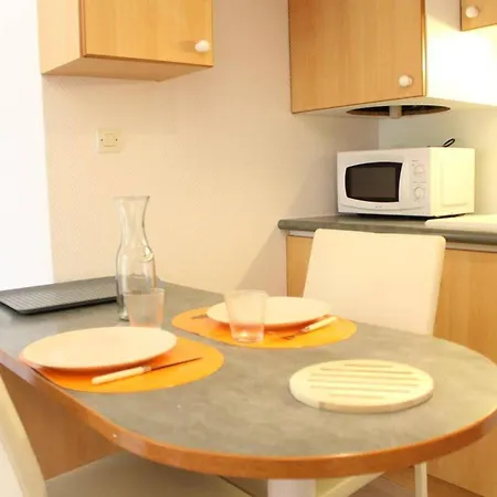 Cozy Avec Terrasse, Piscine Et Parking - La Rochelle - Fr-1-246-591